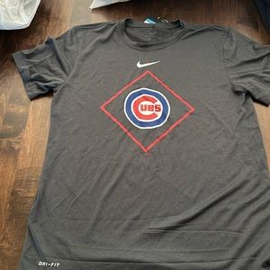 Chicago Cubs Nike dri-fit shirt
